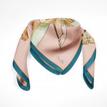 Hedvábný šátek Spring Alfons Mucha