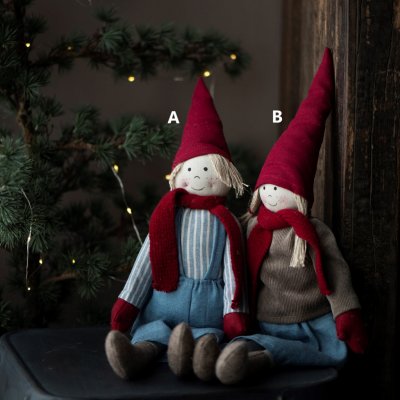 IB Laursen Vánoční dekorace Santa's Helpers Gro/Gorm 50cm Varianta A červená barva modrá barva béžová barva bílá barva textil