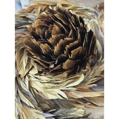 J-Line by Jolipa Dekorace květ na klipu ze zlatých peříček Goddy L 15*14*9 cm – Hledejceny.cz