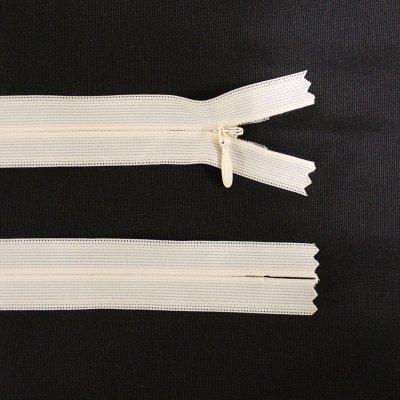 Spirálový zip no.3 skrytý nerozepínací 20cm - více barev color: 504 ivory – Hledejceny.cz