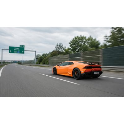 Jízda v Lamborghini Praha 1 osoba Videozáznam 40 minut – Hledejceny.cz