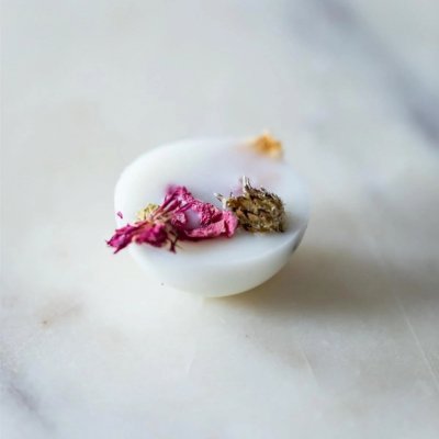 The Candle Brand Vonný vosk do aromalampy Lychee with Peony 4 x 15 g přírodní barva – Hledejceny.cz