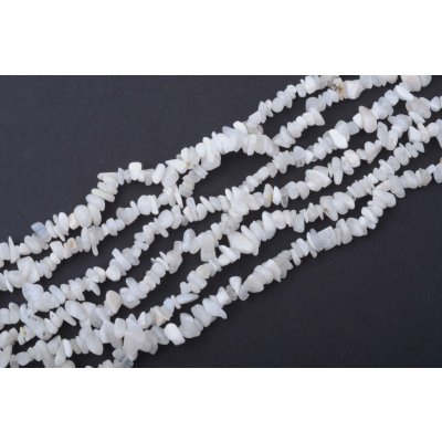 Měsíční kámen zlomky 5~8x5~8mm šňůra cca 78cm – Sleviste.cz