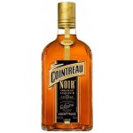 Cointreau Noir 40% 0,7 l (holá láhev) – Sleviste.cz