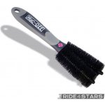 Muc-Off Two Prong Brush – Sleviste.cz