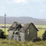 Busch H0 Opuštěná, rozpadlá stodola 1405 – Zboží Dáma