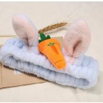 Kosmetická čelenka s králičíma ušima a mrkví Barva: modrá – Zboží Dáma