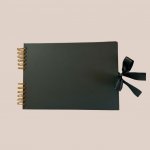 Zamilováno Album/Scrapbook - fotoalbum s kroužkovou vazbou pro Vaše vzpomínky Barva: Černá – Zboží Mobilmania