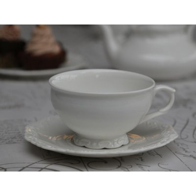 Chic Antique Porcelánový šálek s podšálkem Provence bílá barva porcelán 300 ml