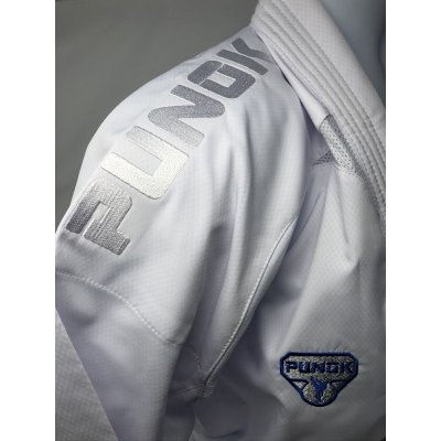 PUNOK BLITZ kimono kumite WKF – Sleviste.cz