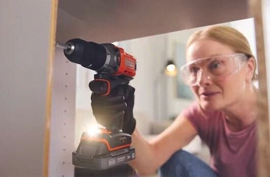 Black & DECKER BCD383D2TA