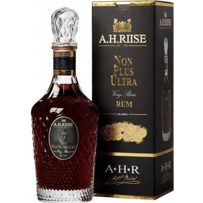 Rum A.H.Riise Non Plus Ultra 42% 0,7l (Karton)