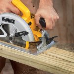 Dewalt DWE575K – HobbyKompas.cz