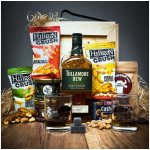 Dárková bedna s páčidlem pro muže s whiskey Tullamore Dew – Sleviste.cz
