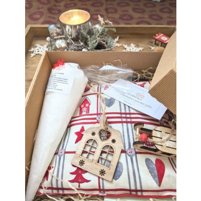 Ovopecka nahřívací polštářek s třešňovými peckami Vánoční edice červená 20x20 cm v dárkové sadě – Zboží Mobilmania