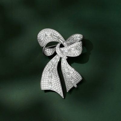 Éternelle luxusní brož s čirými zirkony Jacoba mašle B2255-154844 stříbrná – Zboží Dáma