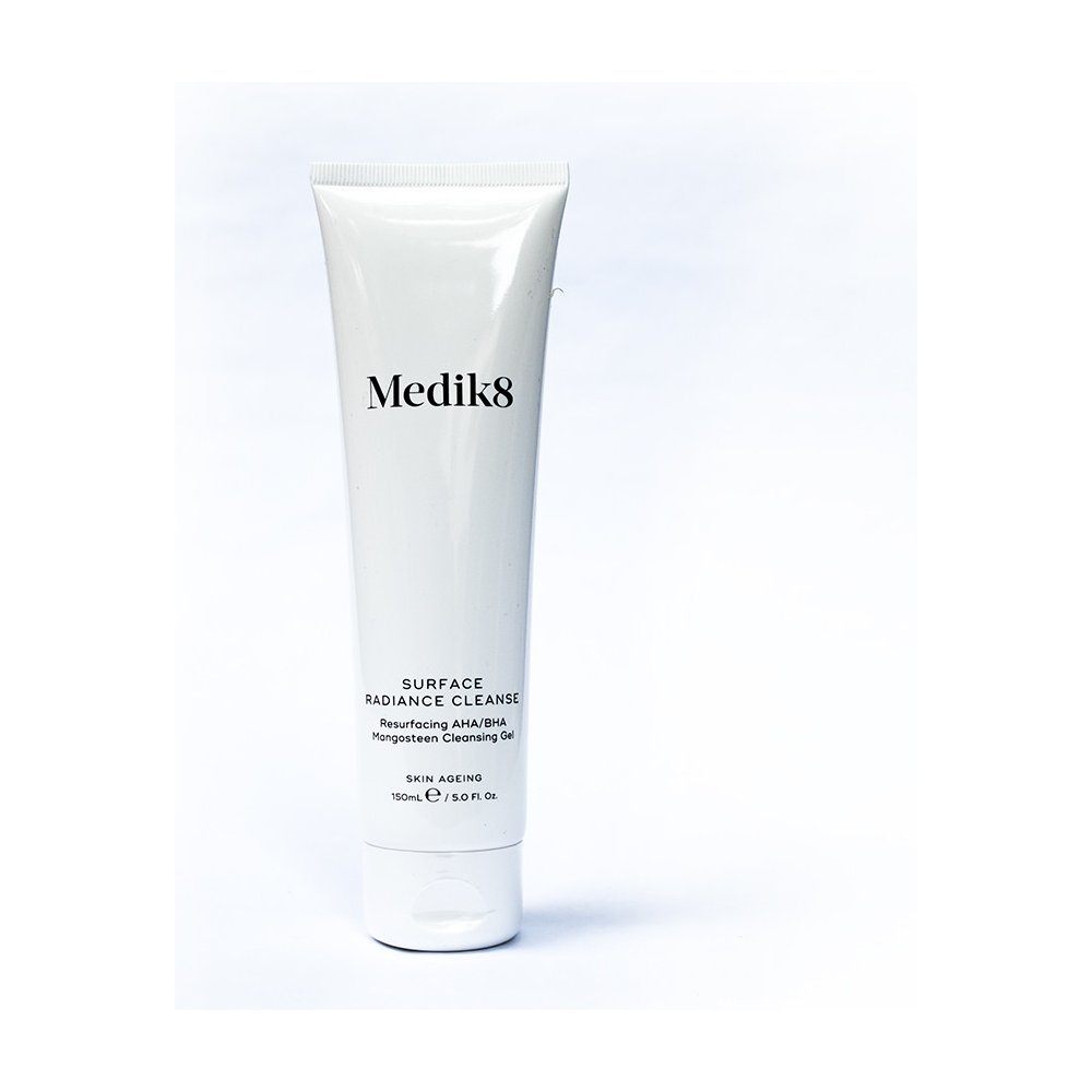 surface radiance cleanse medik8