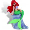 Figurka Bullyland Ariel sedící na kameni