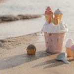 LITTLE DUTCH Sada na písek kyblík se zmrzlinou – Sleviste.cz