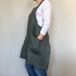 Aesthetic Lněná odolná zástěra šatová s kapsami Khaki – Zboží Dáma