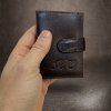 Peněženka Kompaktní kožená dokladovka peněženka GURU Leather s tvým vlastním monogramem ražba