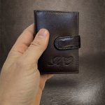 Kompaktní kožená dokladovka peněženka GURU Leather s tvým vlastním monogramem ražba – Zbozi.Blesk.cz