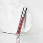 Mádara Glossy Venom lesk na rty 73 Magnetic Nude 4 ml – Zboží Dáma