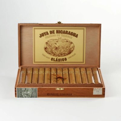 Joya de Nicaragua Clásico Robusto – Zboží Dáma