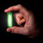 Přívěsek na klíče Lifesystems Světlo Intensity Glow Marker žlutá – Zboží Dáma