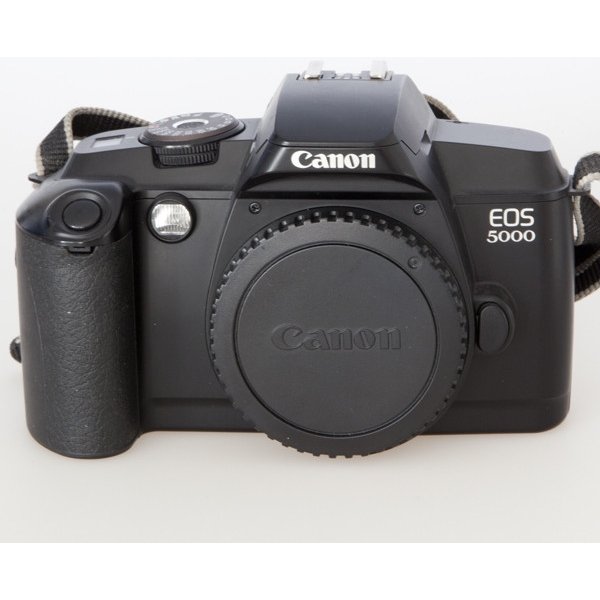 Digitální fotoaparát Canon EOS 5000