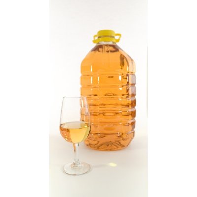 Hřebečská medovina Hřebečská medovina knížecí 5 l – Zbozi.Blesk.cz