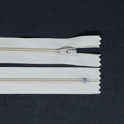Spirálový zip, šíře 3 mm, délka 65 cm, béžová – Hledejceny.cz