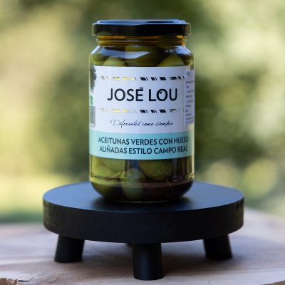 José Lo olivy zelené s peckou u Campo Real v nálevu s česnekem a bylinkami 200 g