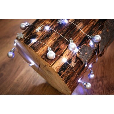 MagicHome Řetěz Ball 20x LED studená bílá s koulemi a vločkami stříbrná 2xAA jednoduché svícení osvětlení L-1,9 m – Hledejceny.cz