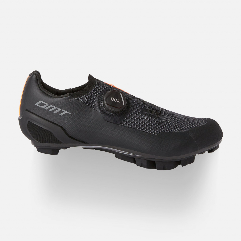 DMT KM30 MTB Black