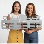 LYMFY copy of 80cm dřevěný věšák na medaile + malování + jméno + šedý – Hledejceny.cz