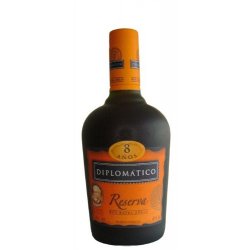 Diplomatico Rum 8y 0,7 l (holá láhev)
