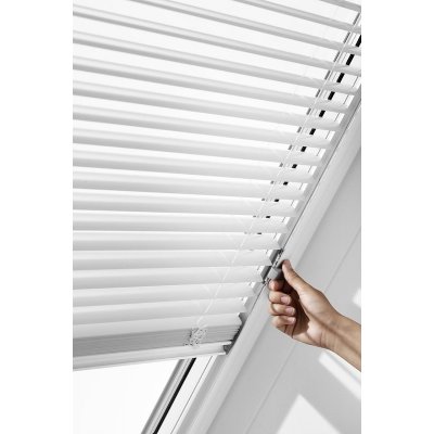 VELUX PAL M08 7001S 78 x 118 cm bílá – HobbyKompas.cz