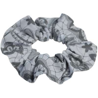 Látková scrunchie gumička do vlasů krajka