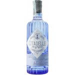 Citadelle Gin 44% 0,7 l (holá láhev) – Sleviste.cz