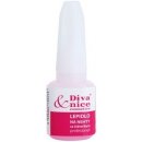 Diva & Nice Cosmetics Accessories lepidlo na nehty se štětečkem