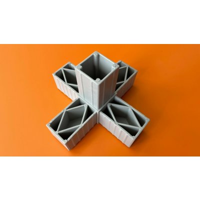 Plastová spojka 406 – Sleviste.cz