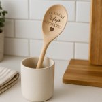 Dřevěná vařečka s gravírováním OCENĚNÍ NEJLEPŠÍ KUCHAŘKY – Sleviste.cz