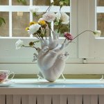 Váza SELETTI Love in Bloom, bílá, ve tvaru srdce, porcelán - 09920 – Hledejceny.cz