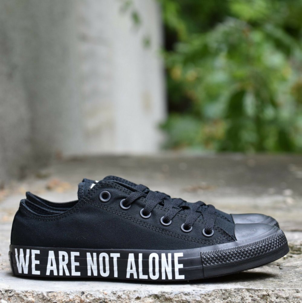 Converse CHUCK TAYLOR ALL STAR WE ARE NOT ALONE 165382C | Srovnanicen.cz