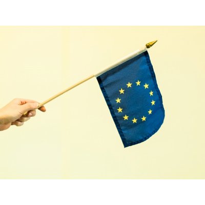 Mávací vlaječka EU v menším provedení Alerion – Hledejceny.cz