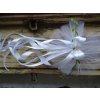Svatební autodekorace Mašle svatební - bílý tyl, bílé stužky a zelená snítka