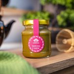 Včelařství Domovina Matcha v medu 170 g – Zbozi.Blesk.cz