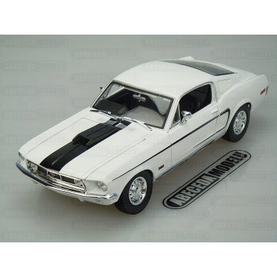 Maisto Ford Mustang GT Cobra Jet 1968 bílá 1:18 – Zboží Mobilmania