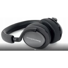 Bowers & Wilkins PX5